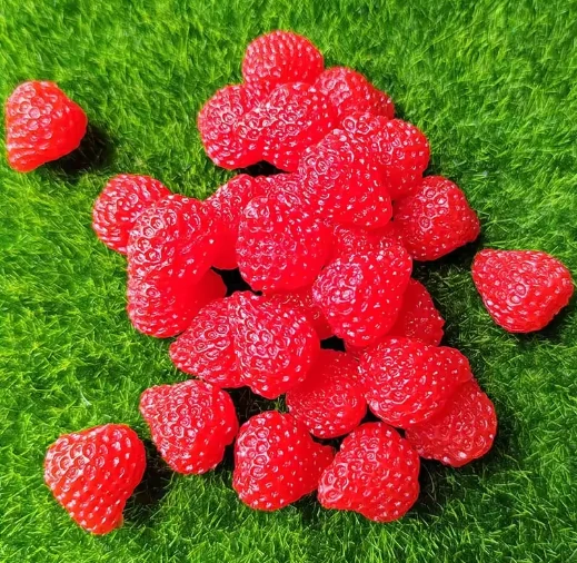 RX009 Red Mini PVC Strawberry Toys Simulation