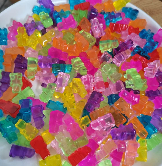 RW21072 100Pcs Translucent Candy Gummy Bear Resin