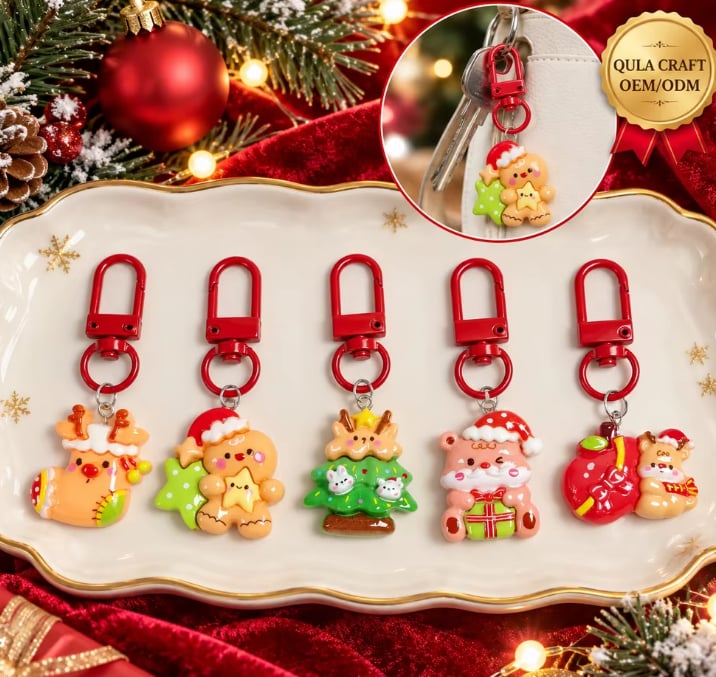 CDK004448 Christmas Character Resin Charm Keychains