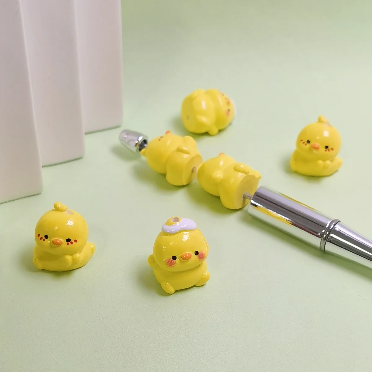 CZB26436 100pcs Colorful 3D Duck Beads Cartoon