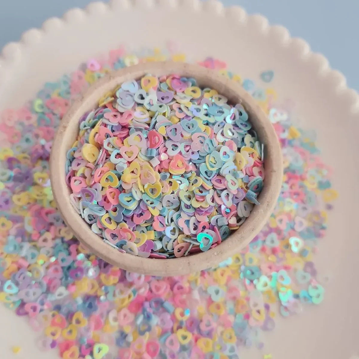 MA602 Love Heart PVC Confetti Glitter Sequins