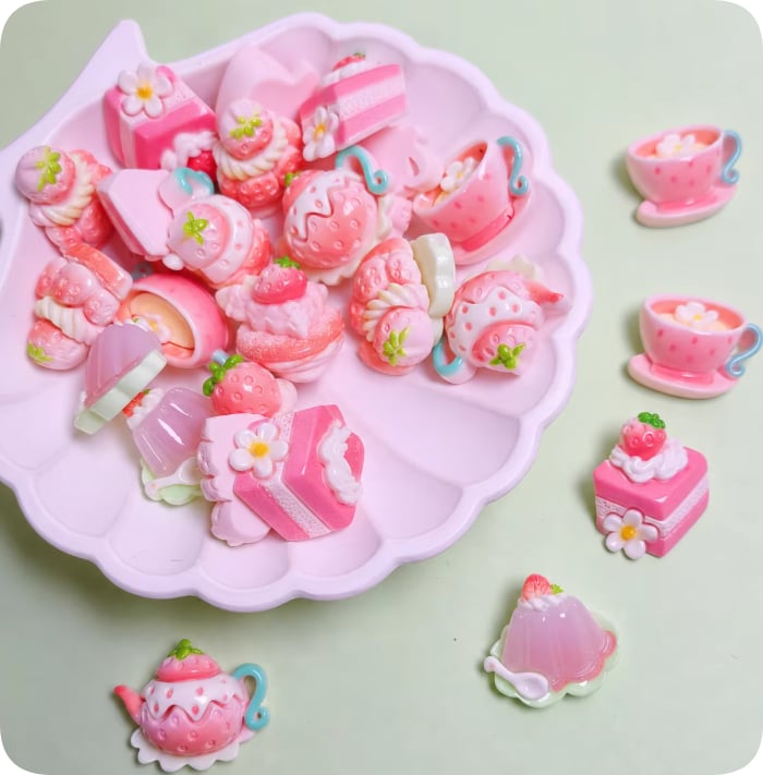RW004688 Rabbit Strawberry Cup Resin Flatbacks