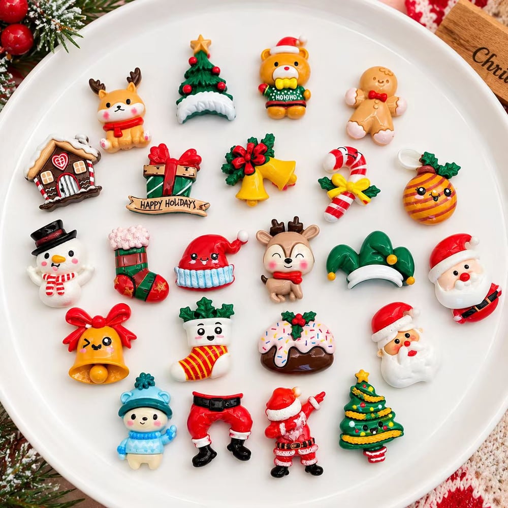 RW20175 Wholesale Mixed Christmas Flatback Resin Charms for Slime, Scrapbooking and DIY Accessories