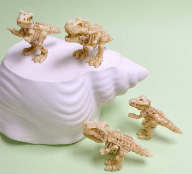 RW26324 Mini Dinosaur Fossil Resin Ornaments