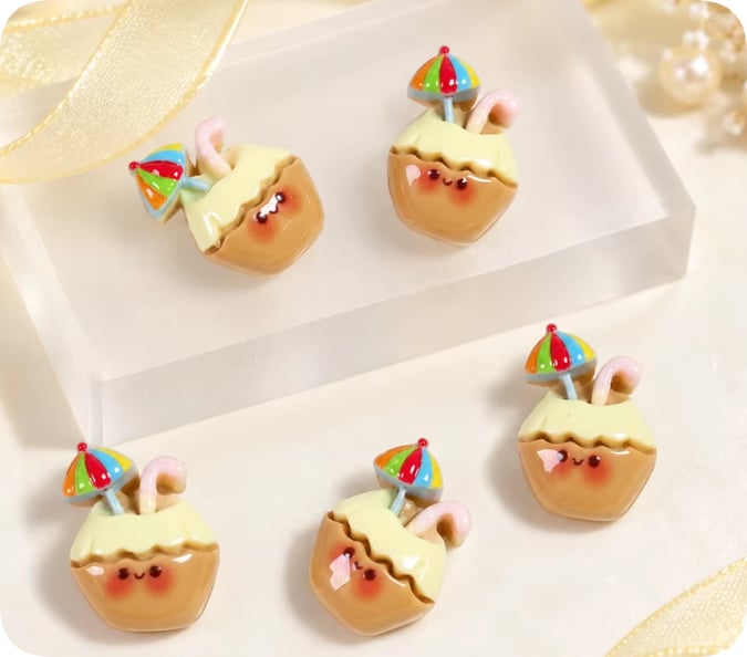RW26905 Coconut Drink Resin Decorations