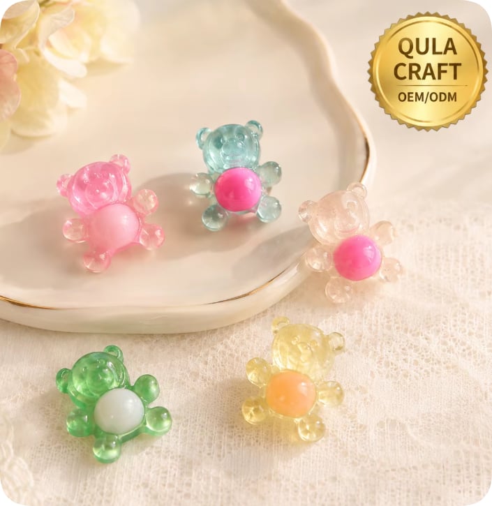 RW4304 Transparent Bear Resin Charms with Round
