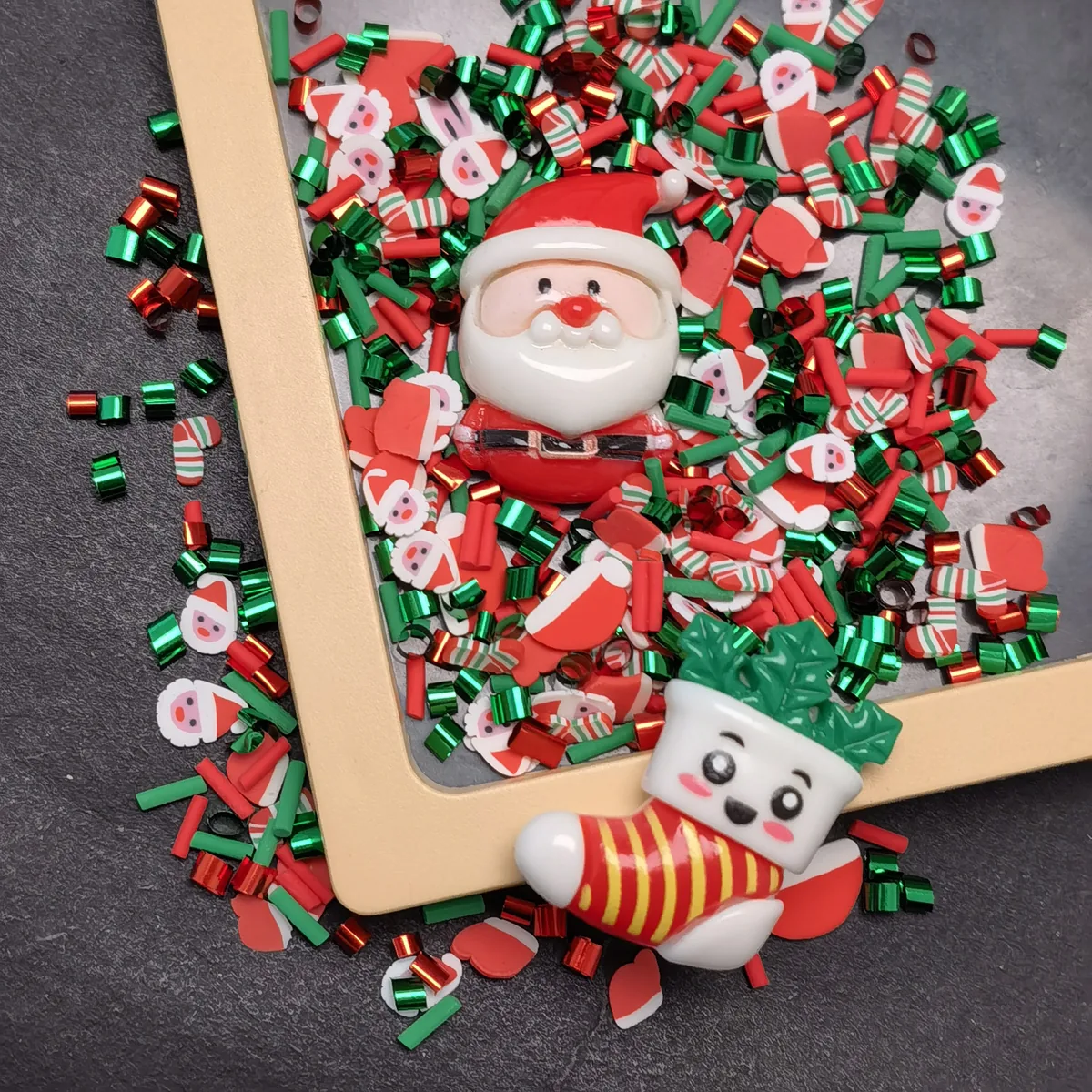 SLM10130 Christmas Clay Sprinkles and Slices
