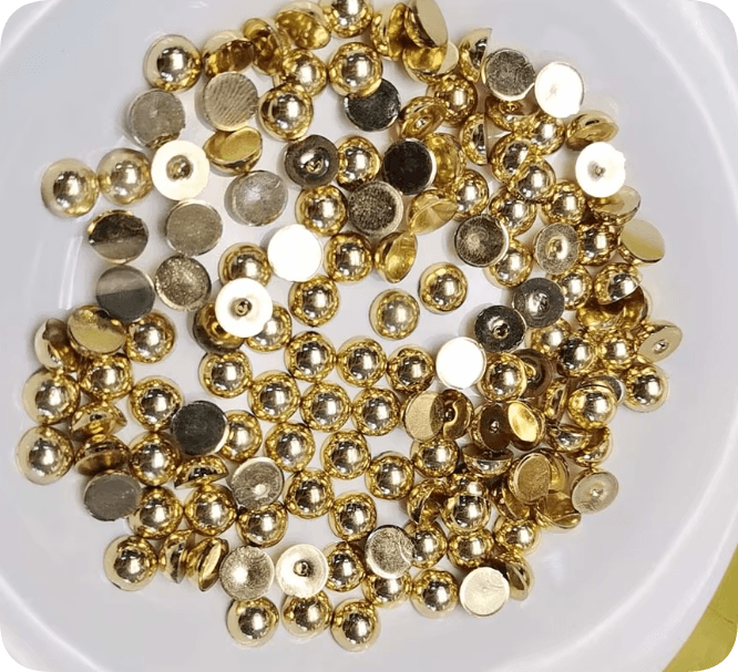 YQ029 Gold and Silver Half Round Flatback Decorations
