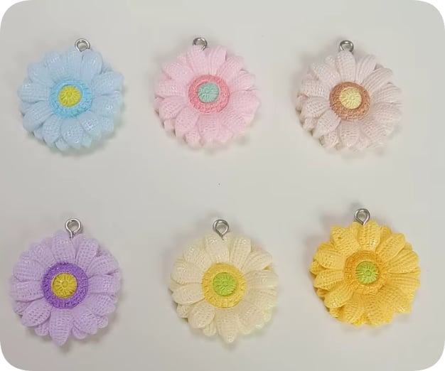 YZ26165 Mini Resin Flower Pendants with Eye Pins